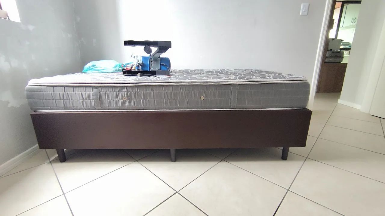 Cama Box Solteiro + Colchão Fort (Excelente estado) - Foto 2