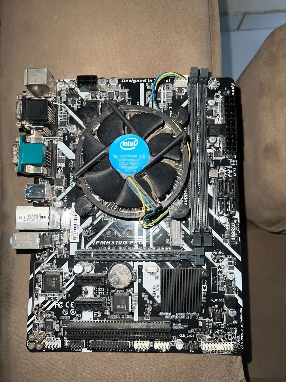 placa mãe ipmh310g Pro + processador i3 de 9 geração 
