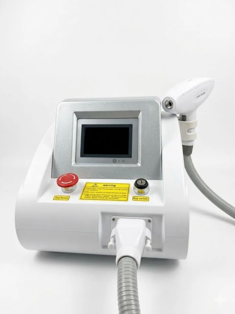 LASER ND YAG Q-SWITCHED 