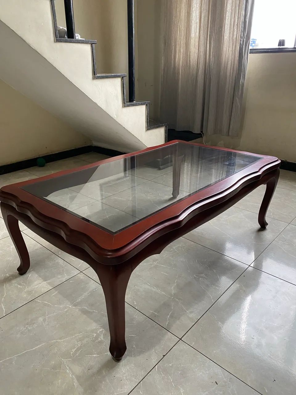 Mesa de centro em mogno em perfeito estado  - Foto 5