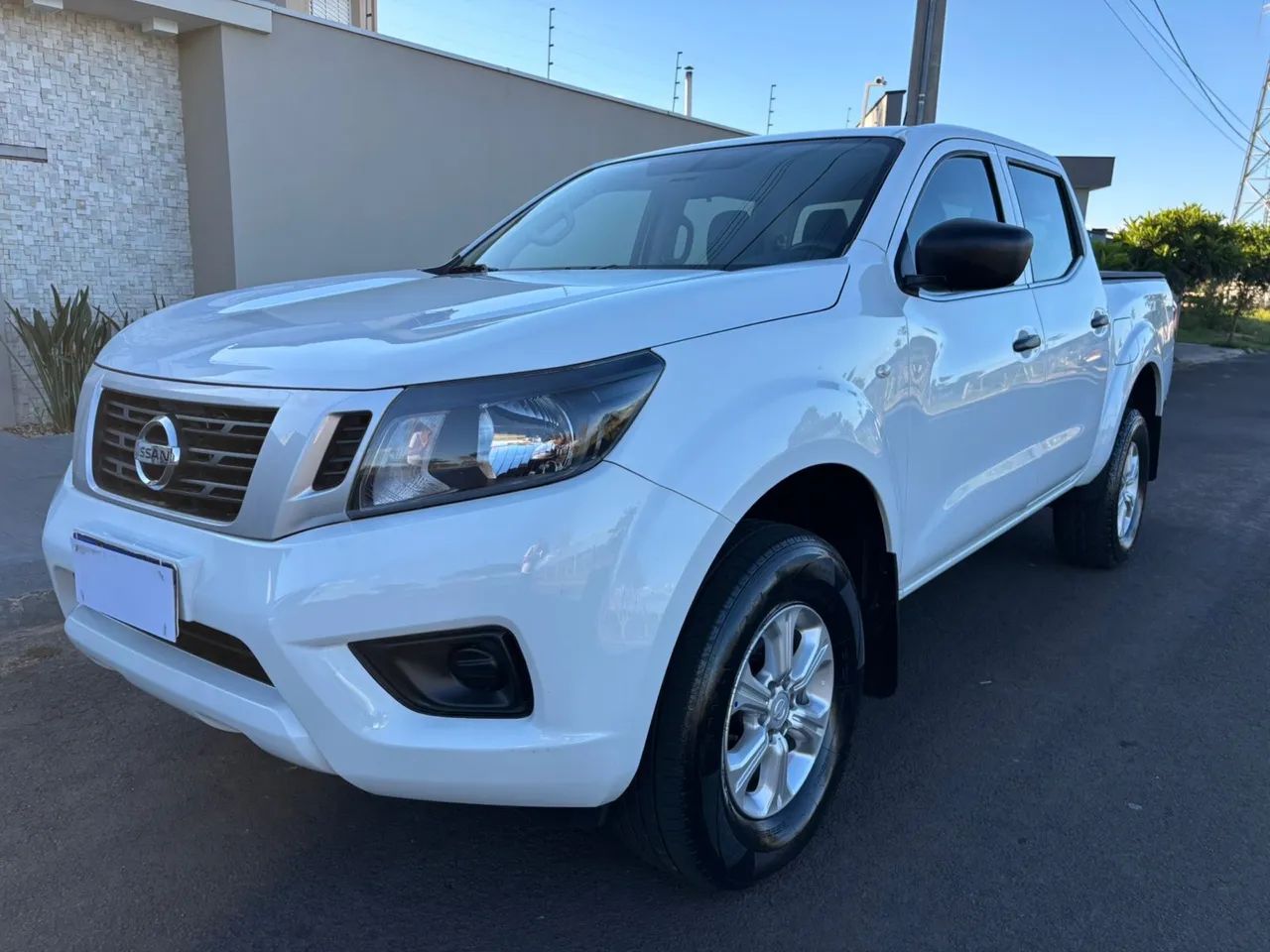 Nissan Frontier 2021 manual diesel 4x4