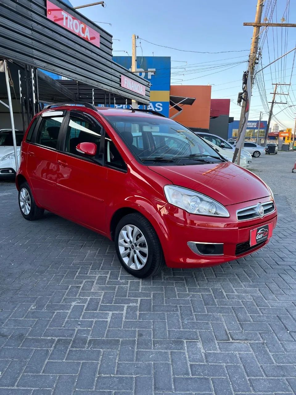 Fiat Idea Attractive 1.4 Fire Flex 8V 5P 2014 - Foto 3