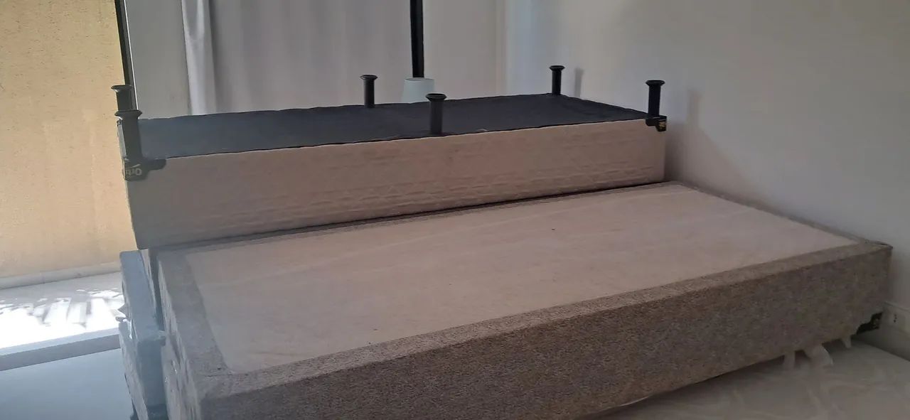 Estrado de cama box