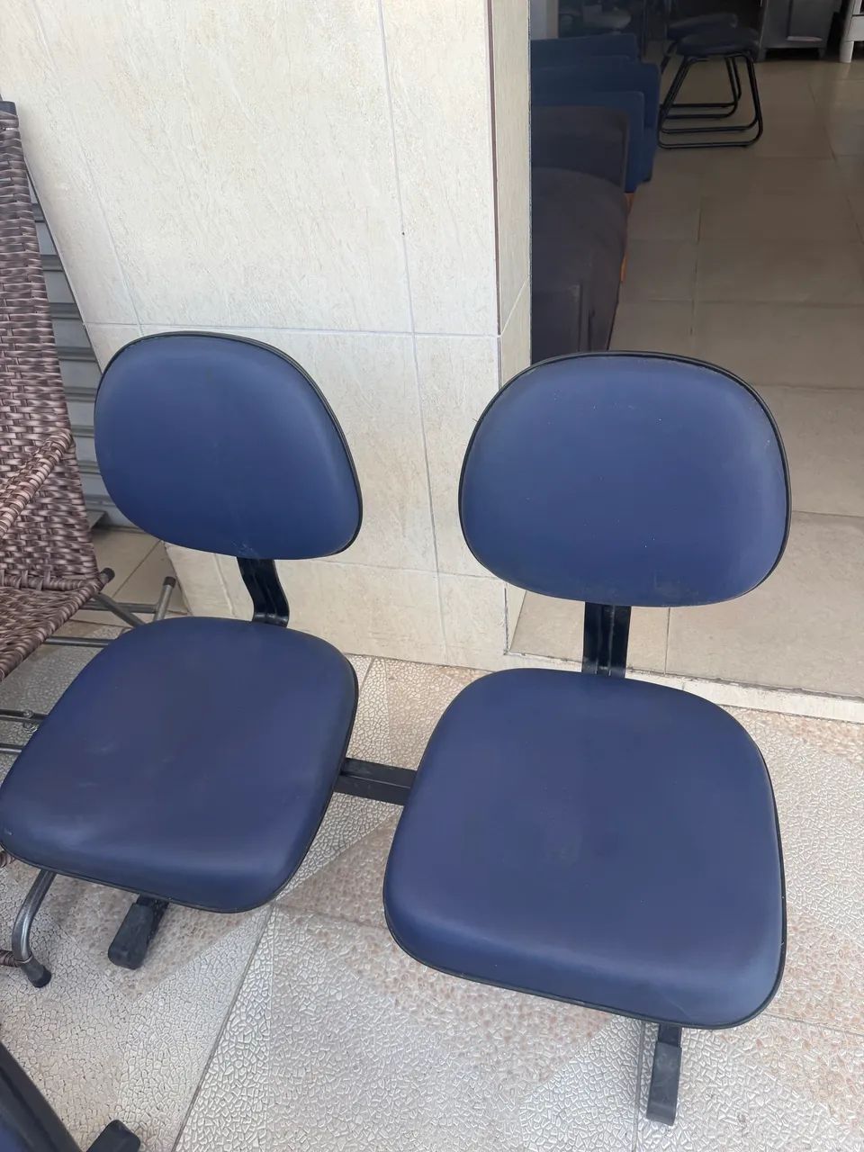 Longarina Executiva em Courino 2 Lugares Top de Linha - Foto 5