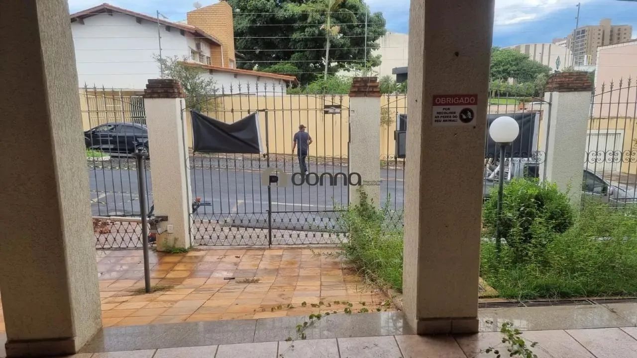 Casa para Aluguel no Centro de Uberaba - 4 Quartos, Piscina, 2 Vagas - Foto 3