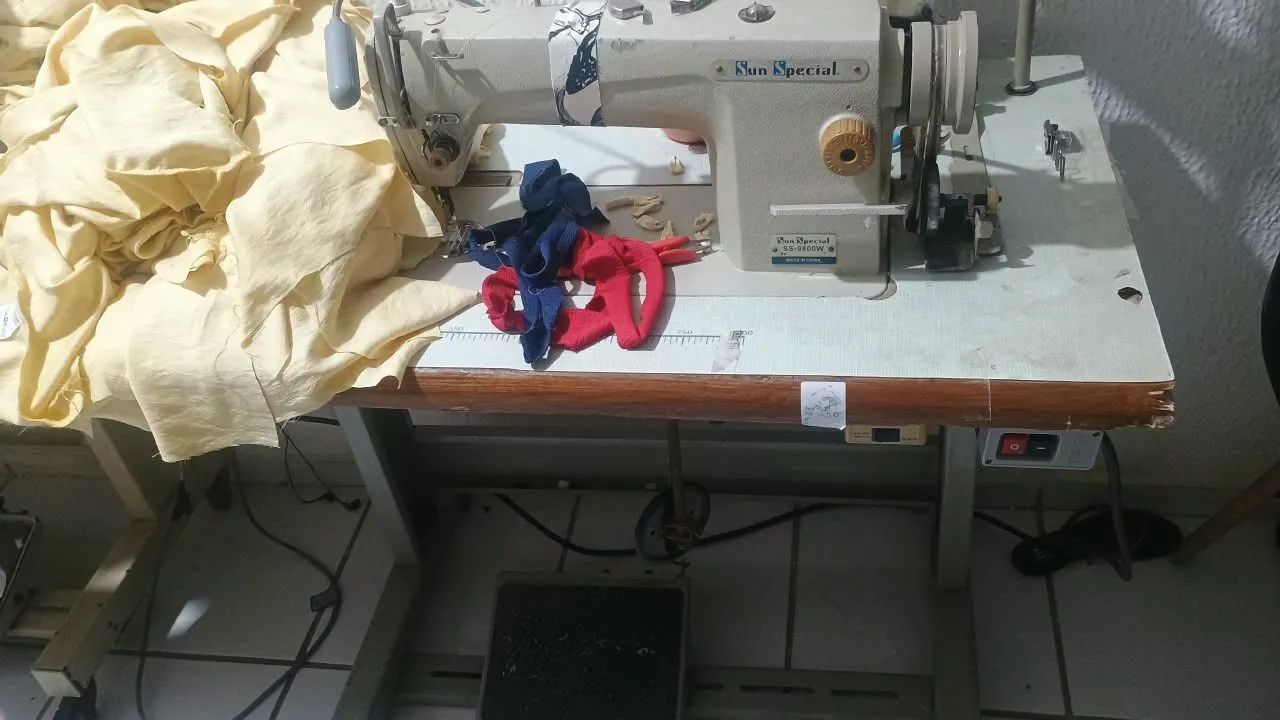 Máquina reta sun special 