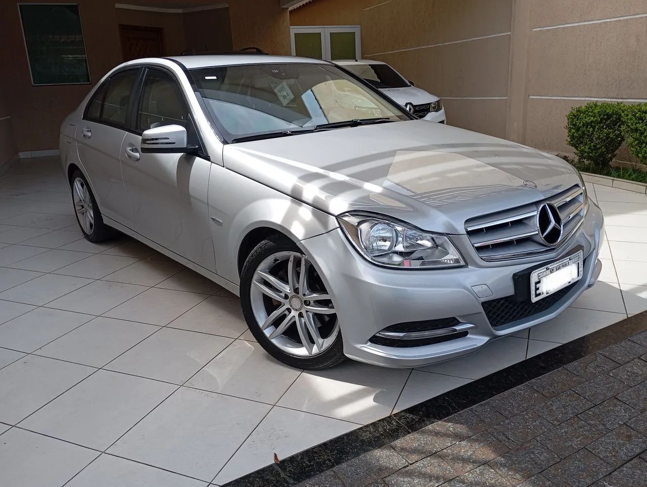 Mercedes-Benz C-180 CGI Classic 1.8 16V 156cv Aut. 2012