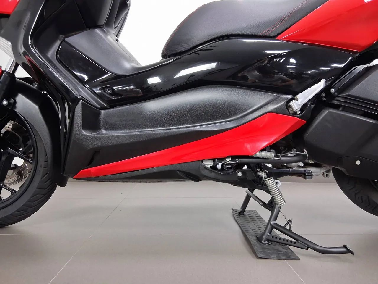 YAMAHA XMAX ABS - Foto 4