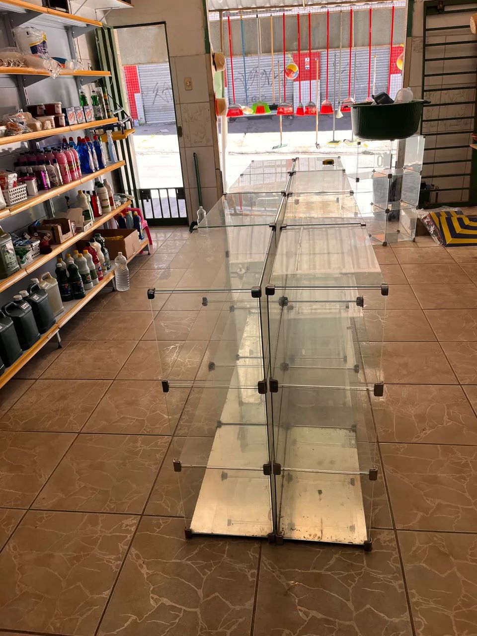 Balcão Vitrine Modulado de Vidro Para Loja - Foto 2