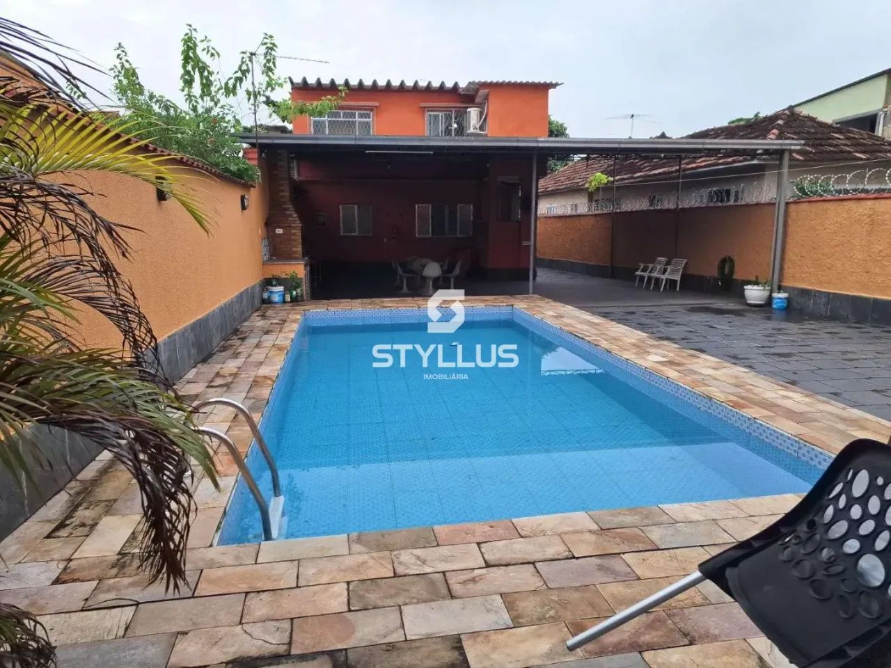 Praça Seca | Casa 6 quartos, sendo 1 suite - Foto 2