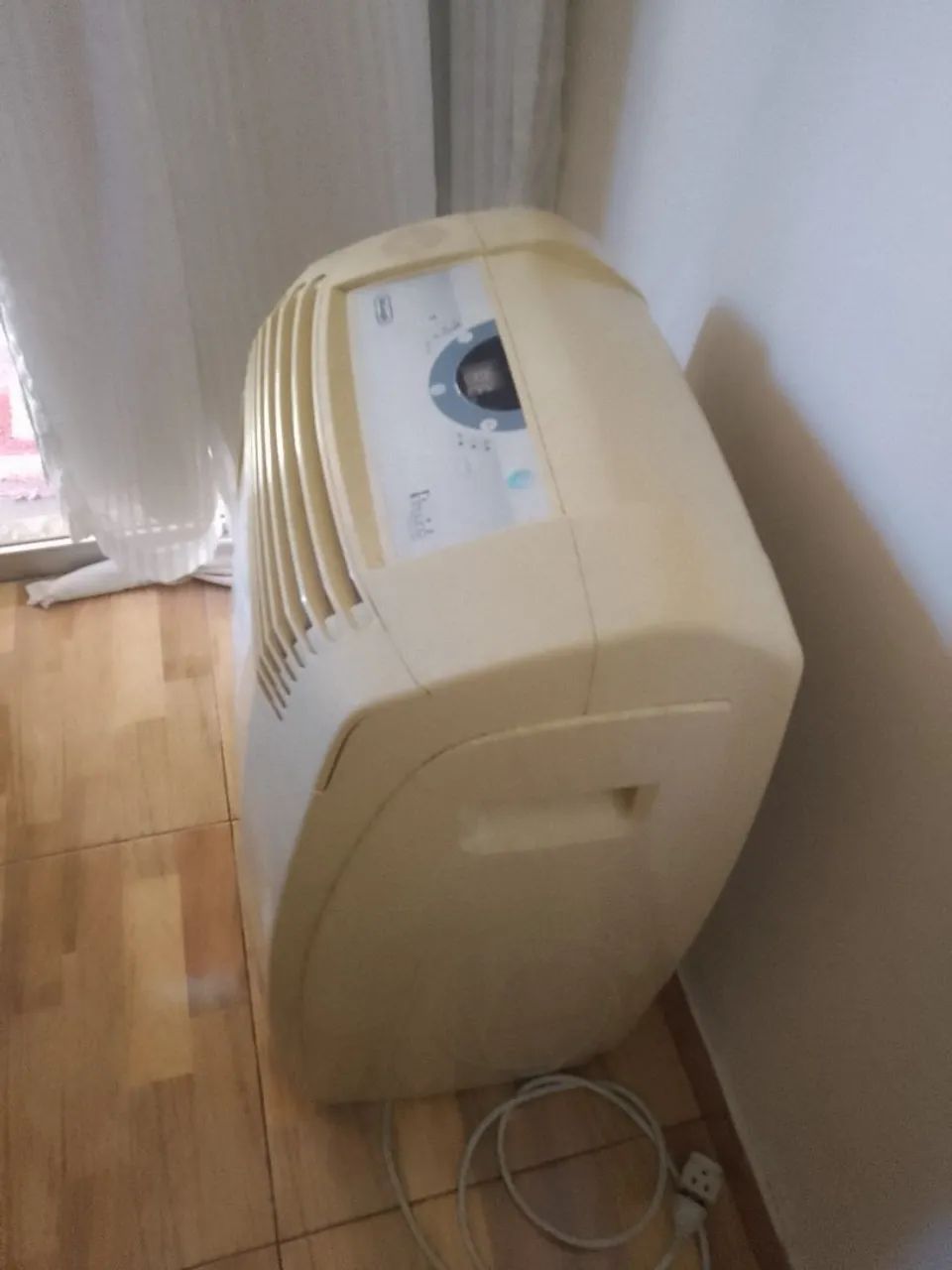 Vendo  ar-condicionado portátil  - Foto 2
