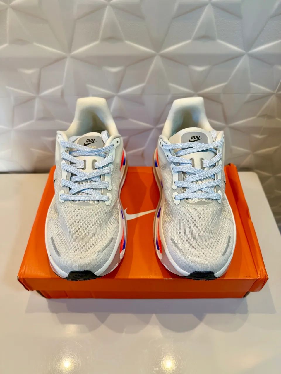 Nike Vomero Premium - Tamanho 37 e 41 - Foto 2