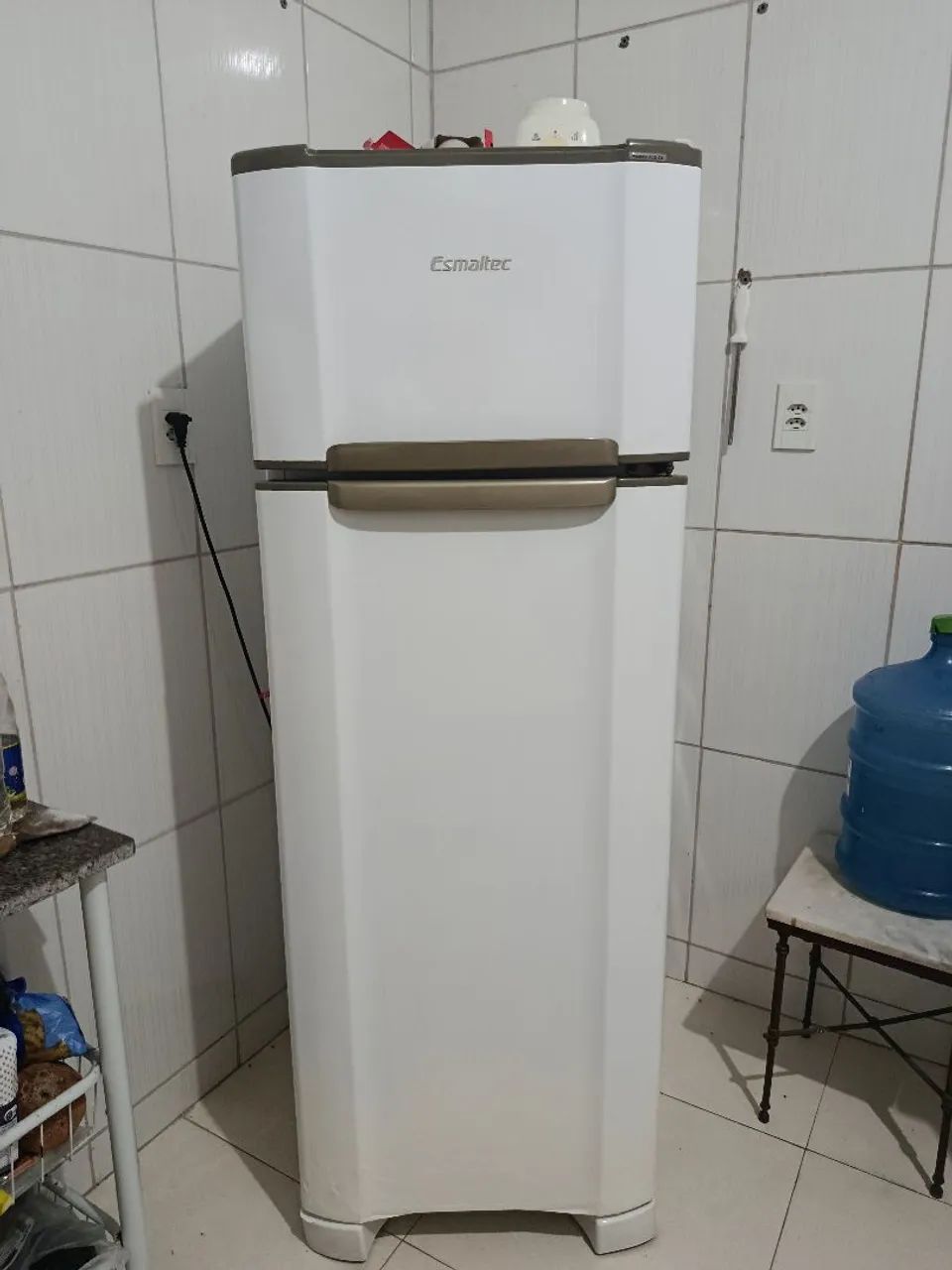 Geladeira Esmaltec 