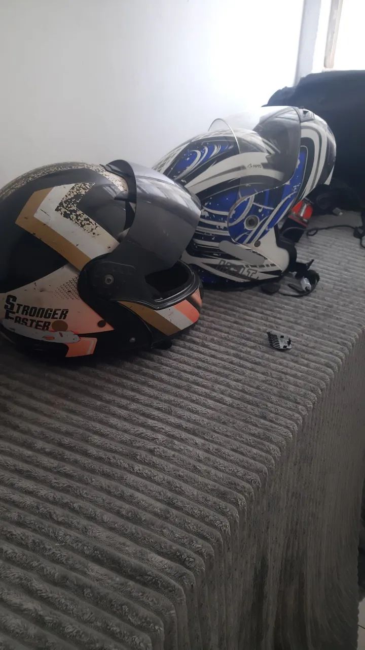 Capacete moto