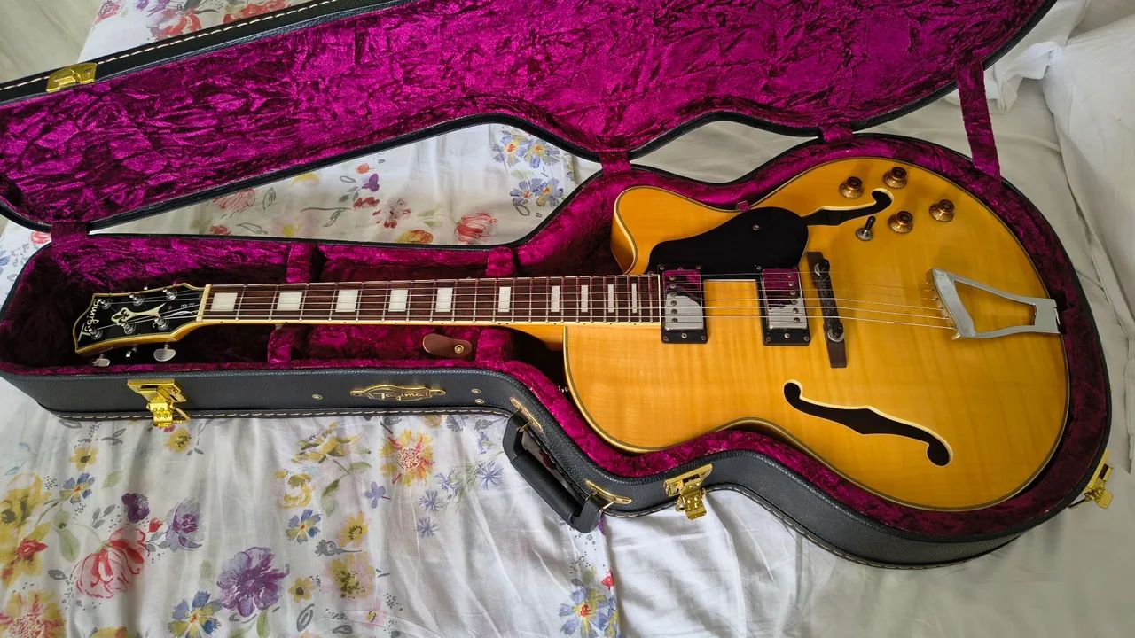 Guitarra Tagima Jazz 1900