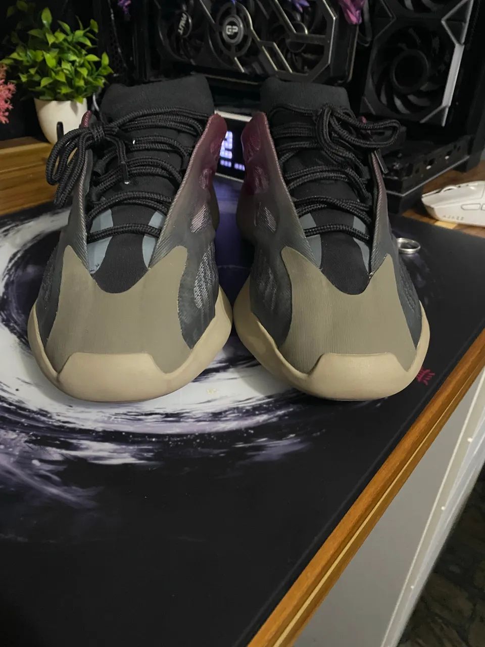 Adidas yeezy 700 v3  - Foto 3
