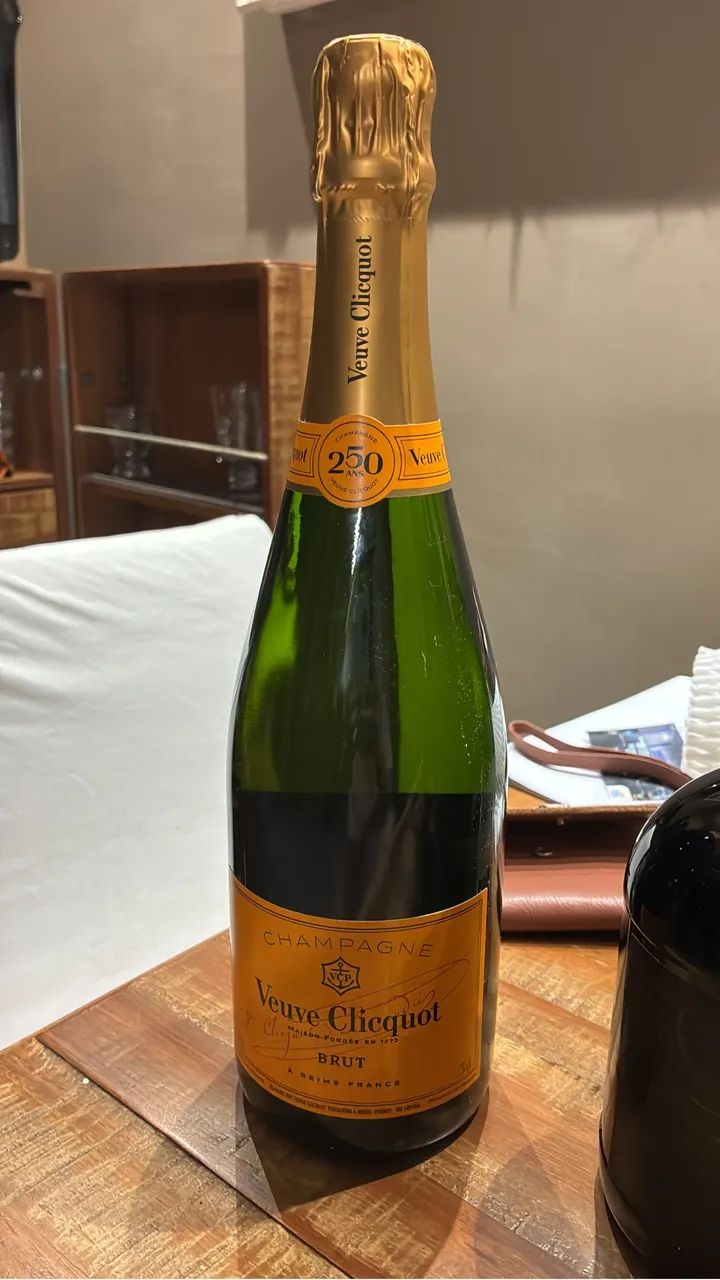Champagne Veuve Clicquot Brut de 750ml