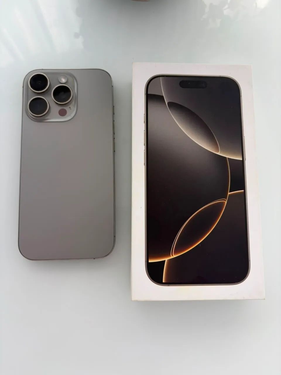 iPhone 16 Pro 128GB (Titanium) - Foto 2