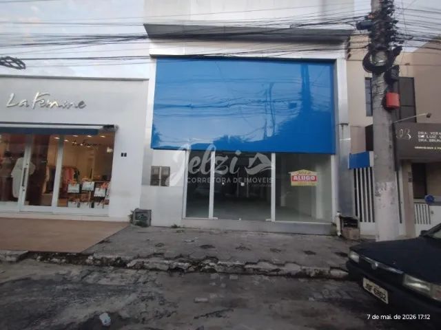 Centro: 02 pavimentos, salas amplas 