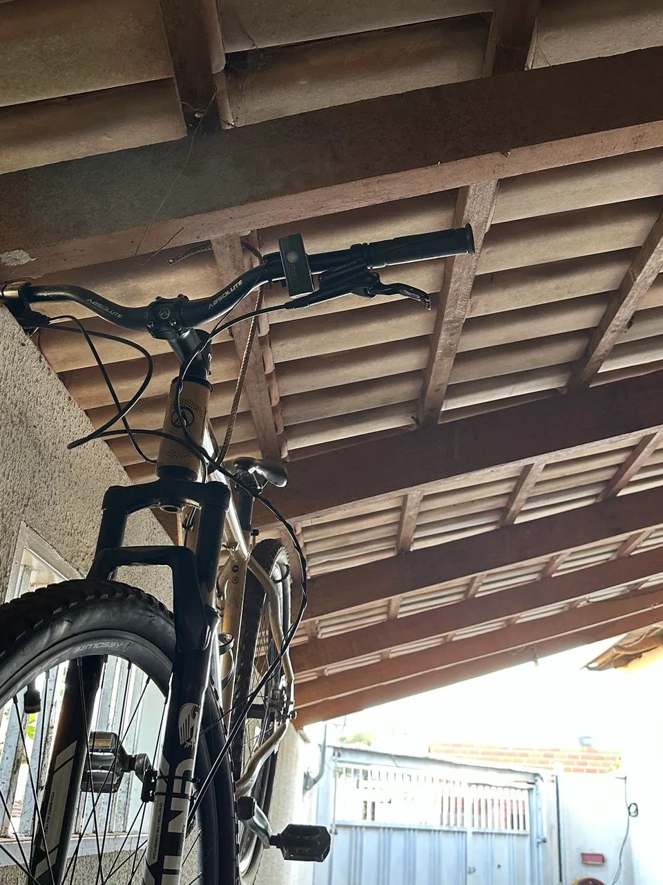 Bicicleta aro 29 absolute - Foto 3