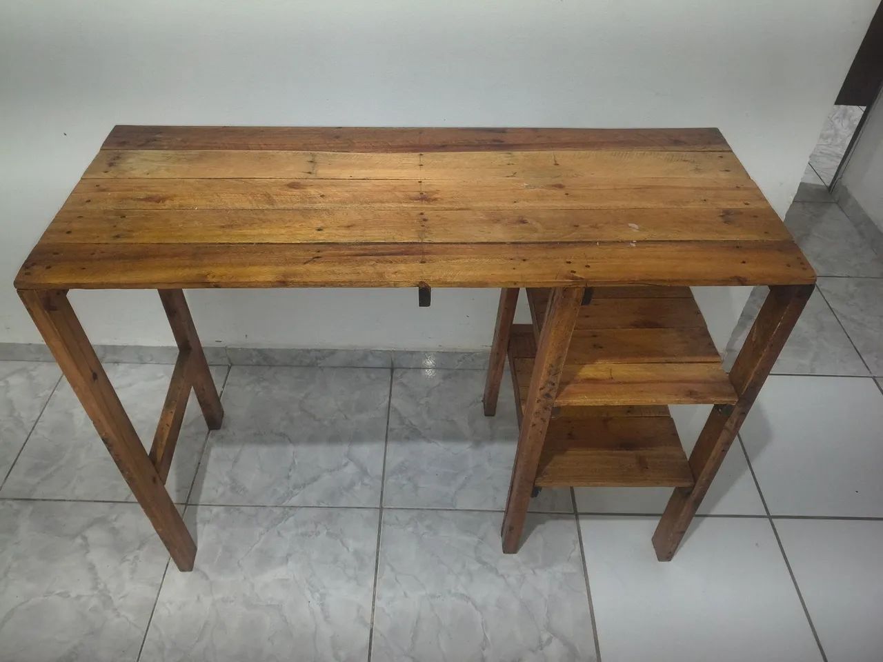 MESA/ESCRIVANINHA + CADEIRA - Foto 5
