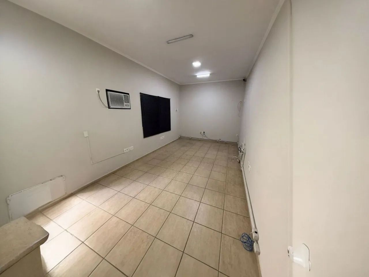 CASA A VENDA RESIDENCIAL E COMERCIAL- VILA INDUSTRIAL - Foto 2