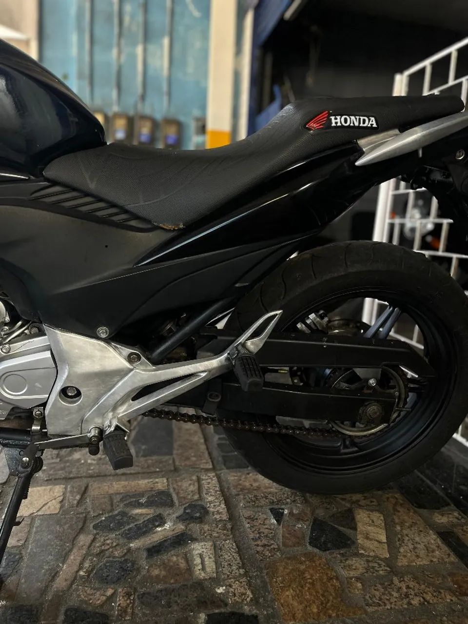 CB 300R 2013 - Foto 3