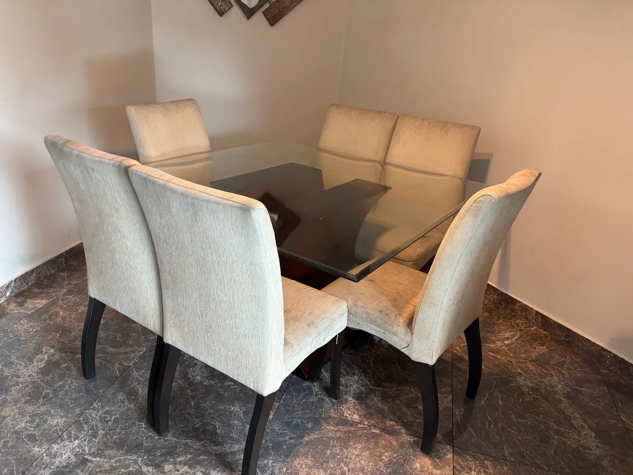 Mesa 6 cadeiras quadrada
