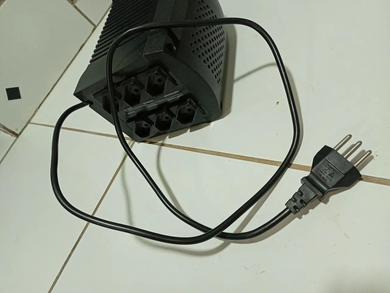 Nobreak TS Shara UPS Mini 600VA Bivolt Funcionando - Foto 5