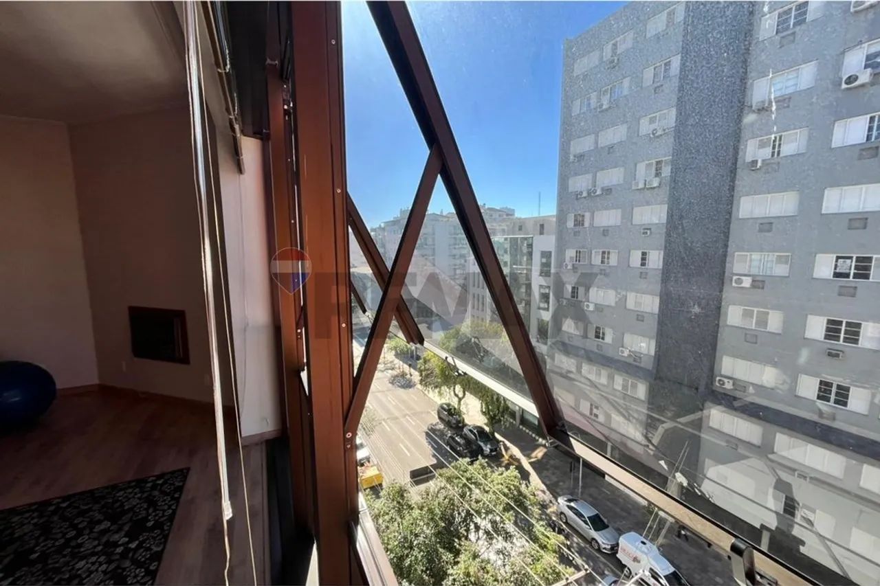 Sala Comercial no Centro - 100m² privativos - Valor abaixo do mercado - Foto 4