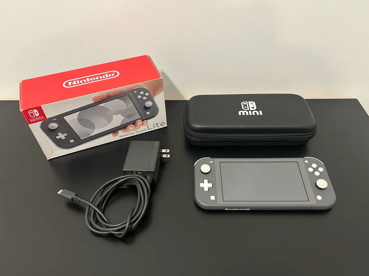 Nintendo Switch Lite - Desbloqueado 