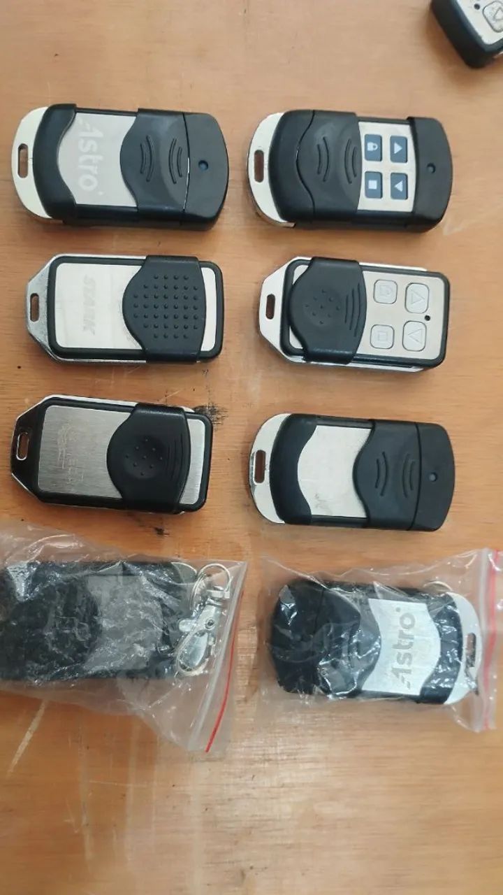  Manutenção de portas de aço de enrolar automática.