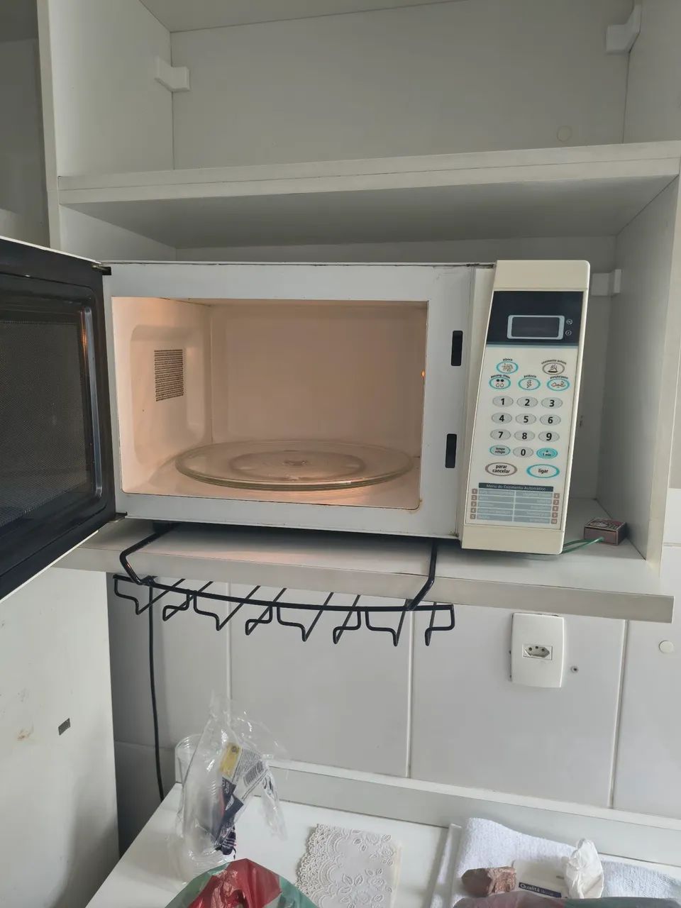 Microondas Panasonic branco 