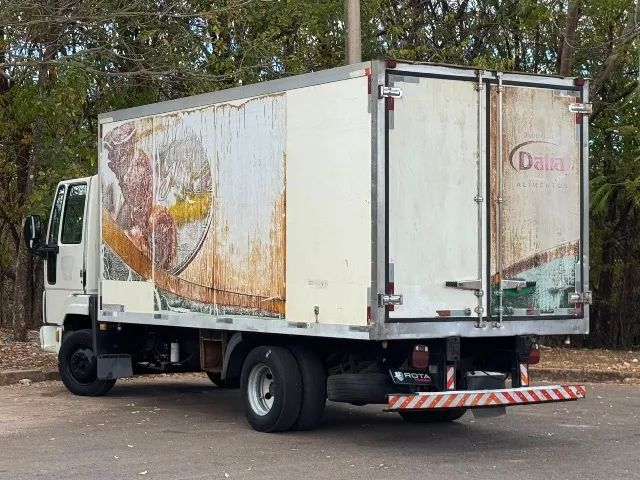 Ford Cargo 815 - Foto 3