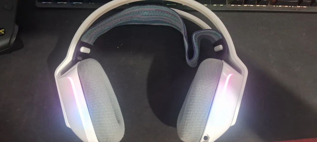 Fone Logitech G733 Leia o Anúncio!