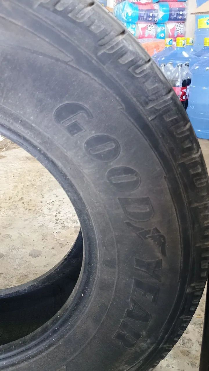 Pneu aro 15