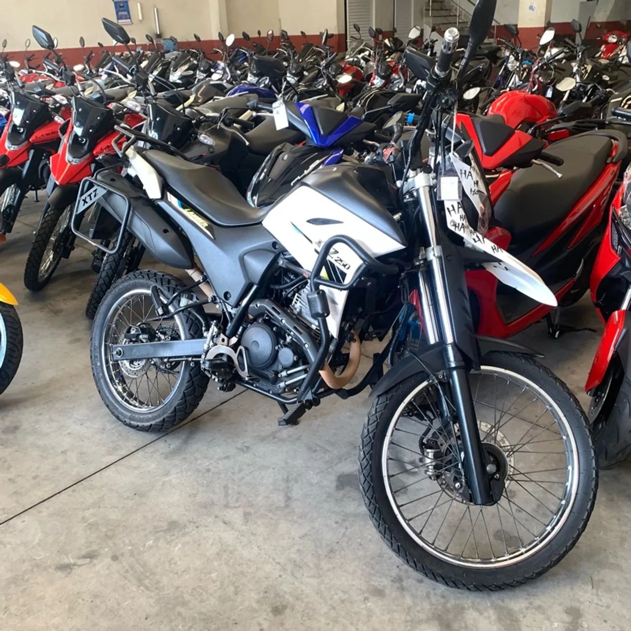Yamaha XTZ 250 Lander 250 cc  - Foto 3
