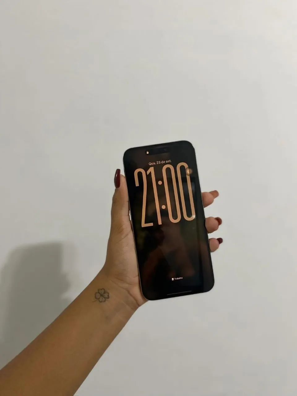 iPhone 15 pro max com caixa e nf - Foto 3