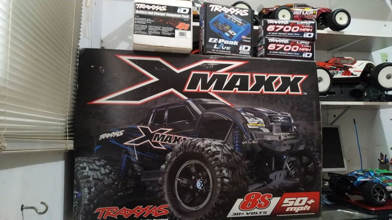 Automodelo elétrico Traxxas x-maxx 8s  - Foto 5