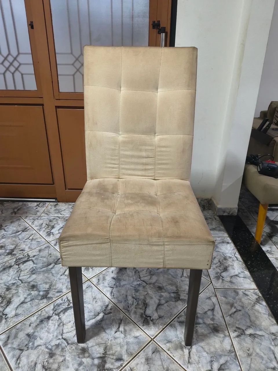 4 cadeiras de sala de jantar - Foto 2