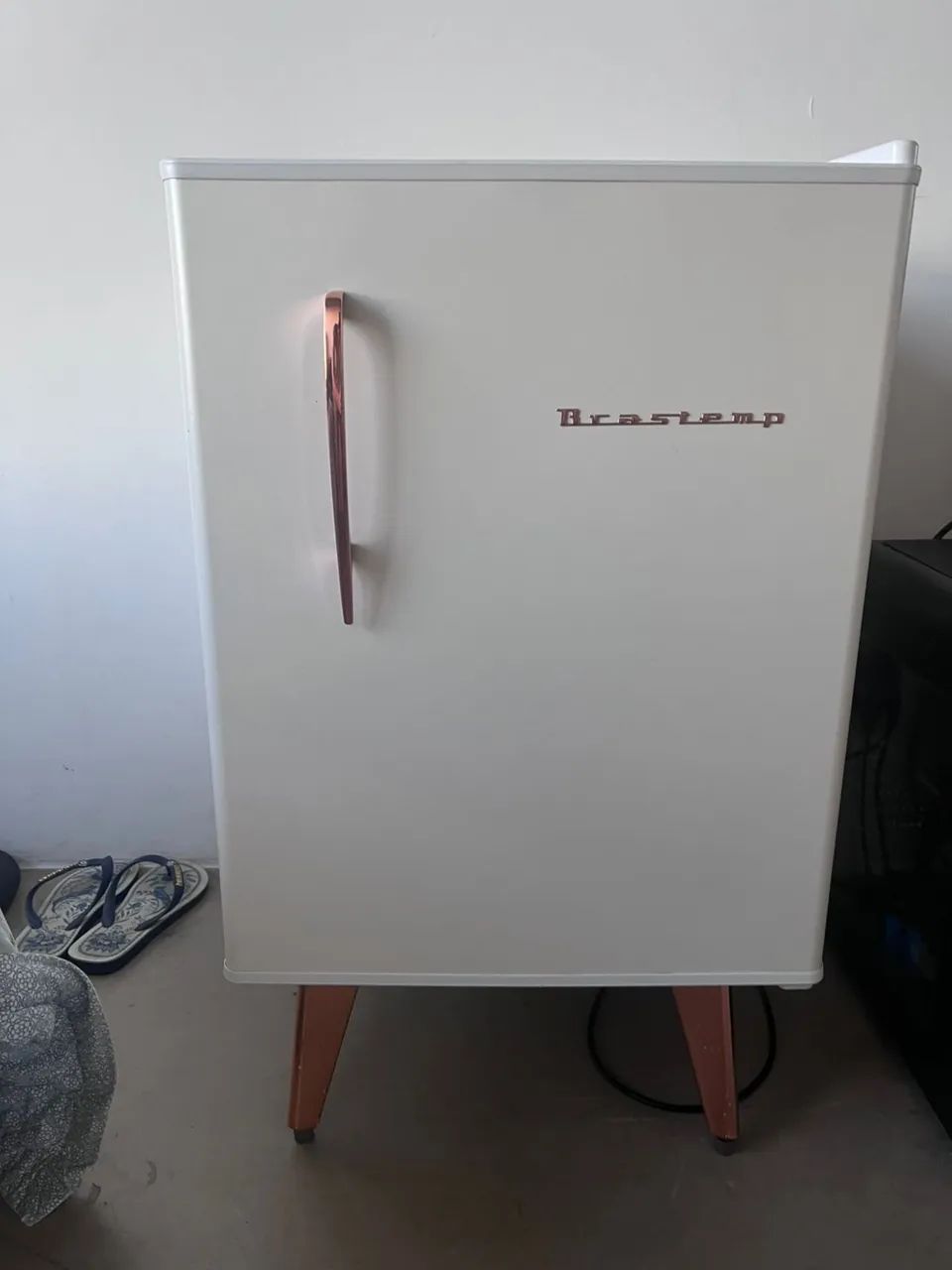 Frigobar Brastemp Retrô 76L