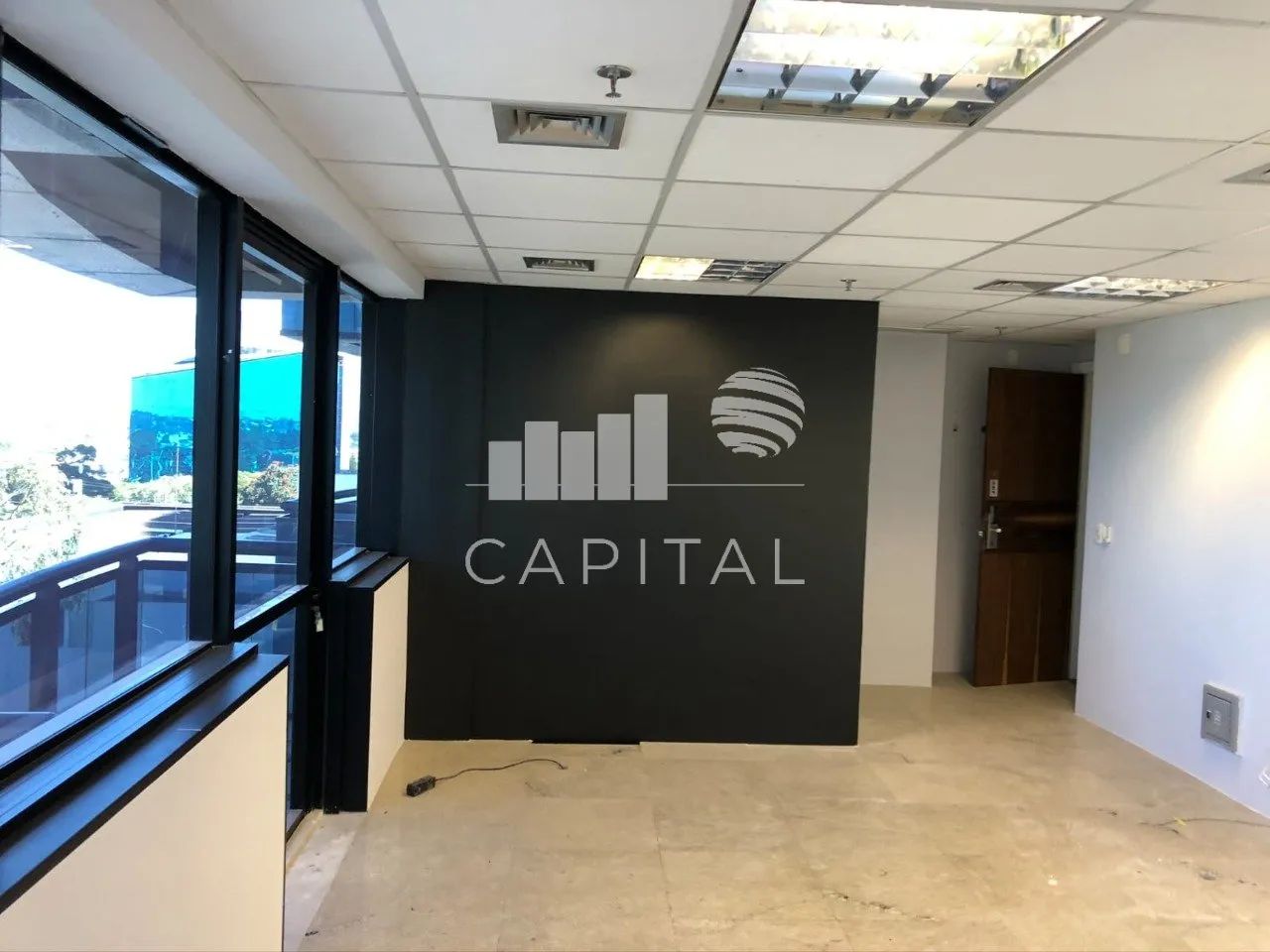 Alugo Sala Comercial No Centro de Alphaville Barueri - Foto 4