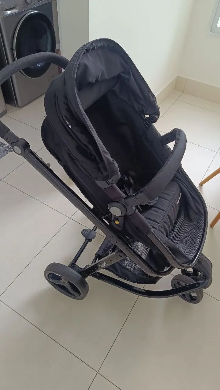 Carrinho de bebê 3 rodas 
