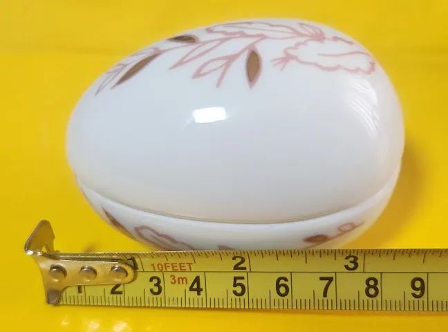 Porta-Joias em Porcelana "Ovo". - Foto 6