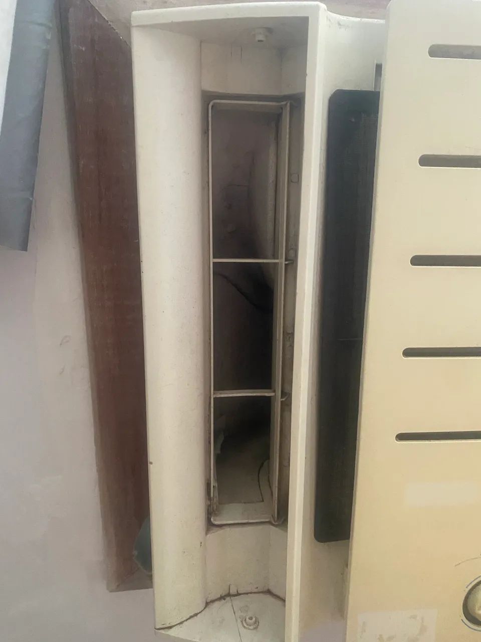 Ar condicionado SPRINGER 220v gelando muito  - Foto 3