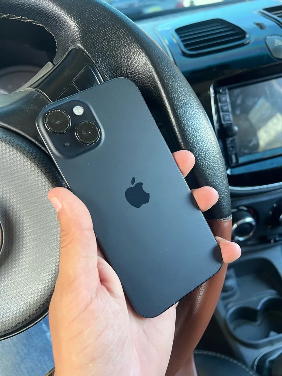 iPhone 15 128GB