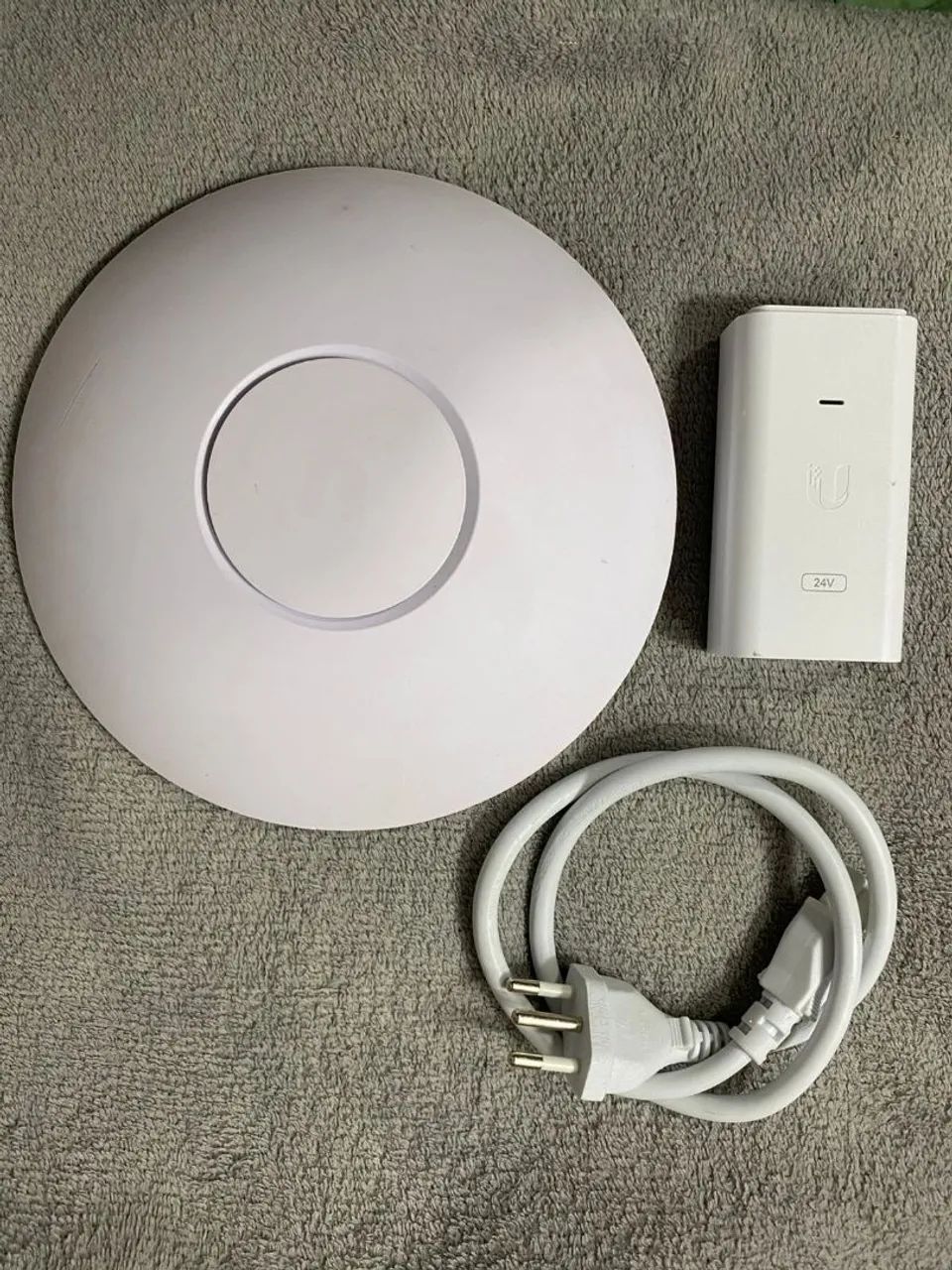 Access Point Ubiquiti Unifi UAP-AC-LR - Foto 2