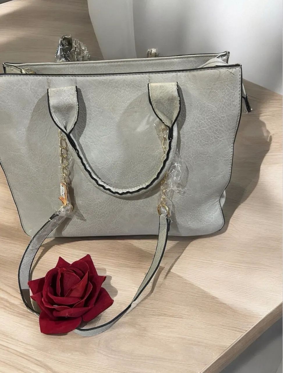Bolsa nova feminina branca - estilo e versatilidade - Foto 5