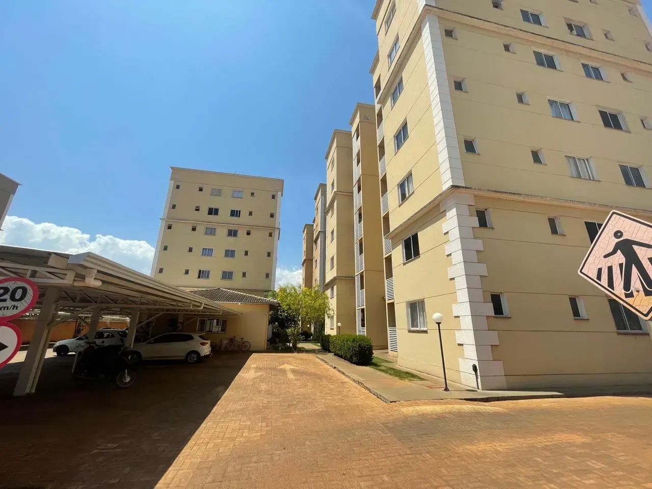 Alugo Apartamento 2/4 Suíte Elevador 5 Minutos Centro - Foto 2