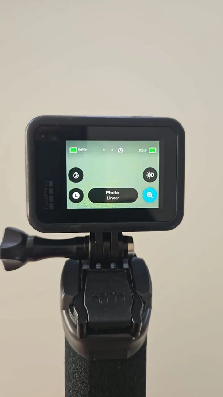 Go pro 8 com acessórios 